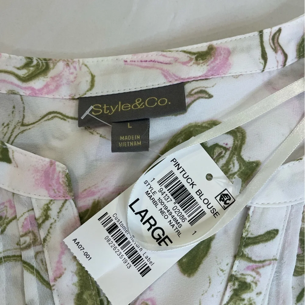 Style and Company Size Large Floral Bell Sleeve Pin tuck Blouse - Picture 7 of 9